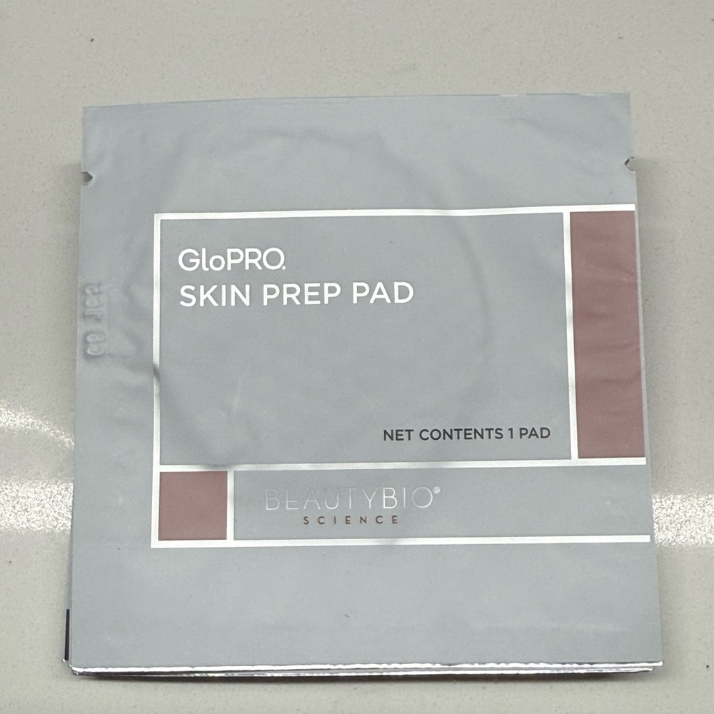 BEAUTYBIO Glopro Skin Prep Pads - 30 Pads individually wrapped. - Picture 2 of 3